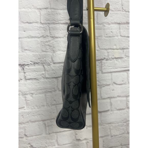 Authentic Coach Houston Map Bag In Signature Canvas and Leather Unisex - Picture 5 of 13